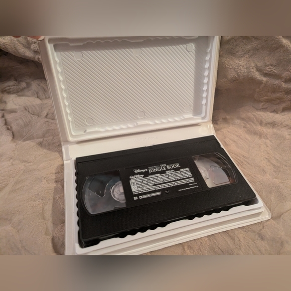 2 For $14 Disney's The Jungle Book VHS - Picture 7 of 8